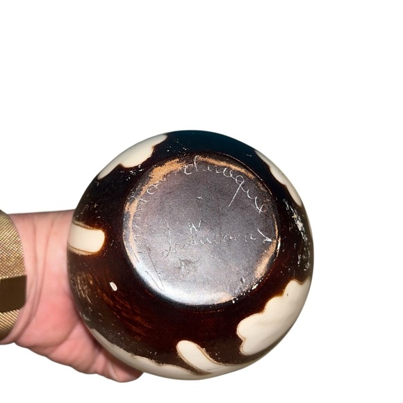 Vintage Chulucanas Peru Pottery Vase – Handcrafted Burnished Ceramic - Picture 5 of 5